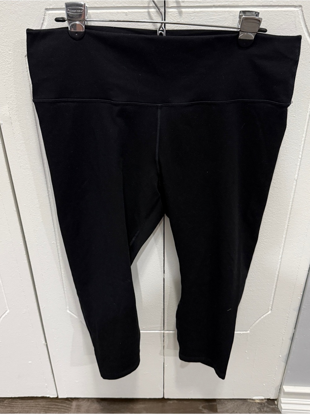 Fabletics Black Cropped Leggings
